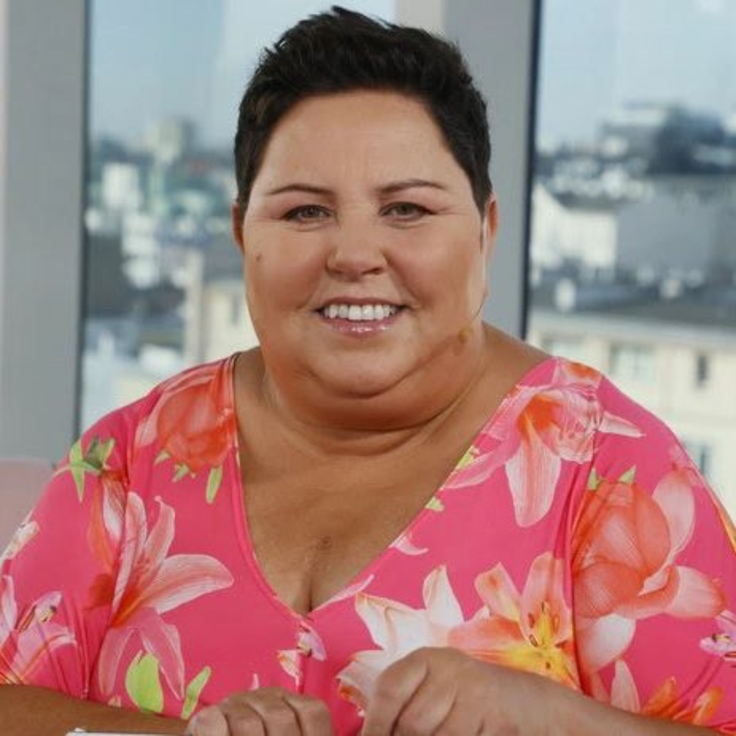 Zapomnij o sukienkach w kwiatki. „Blokowanie kolorów” to nowy trend